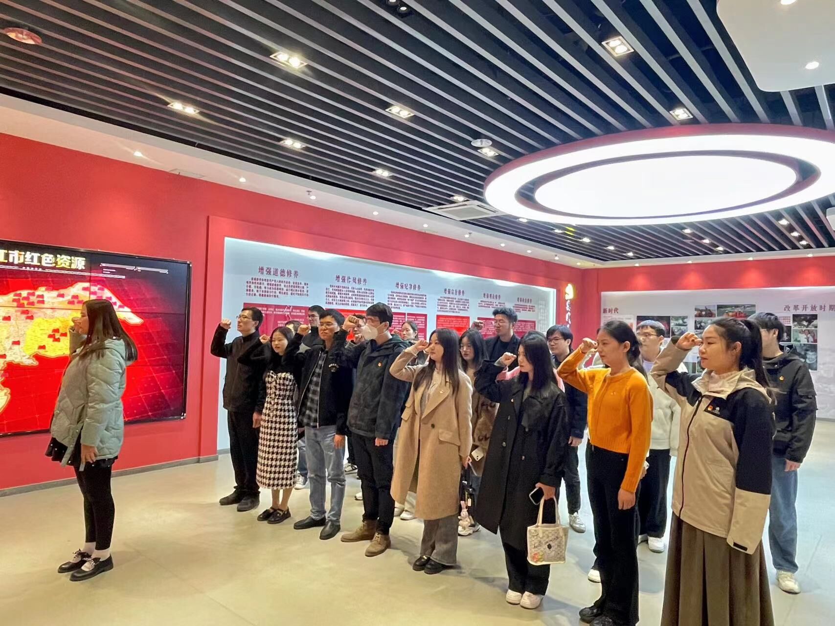 1700810050829196.jpg 03.jpg