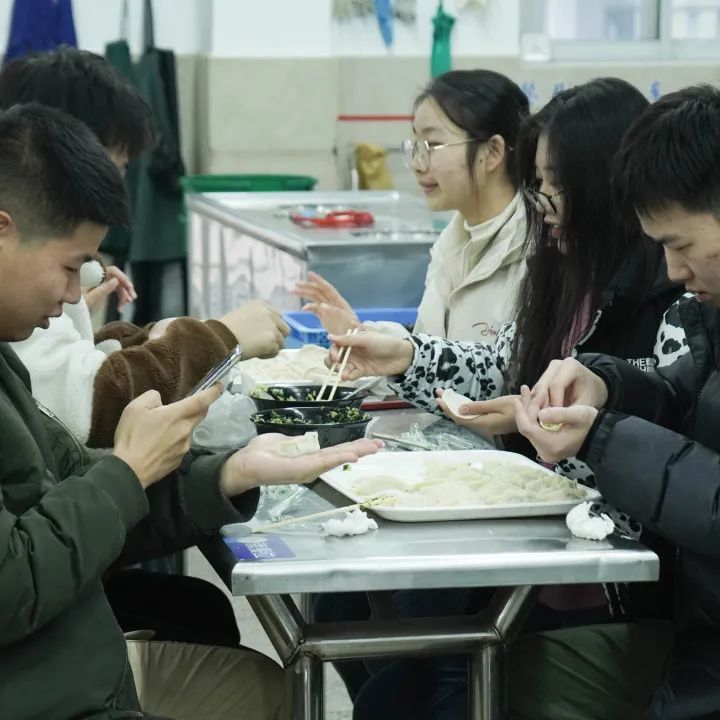 1704157568620990.jpg 2.jpg