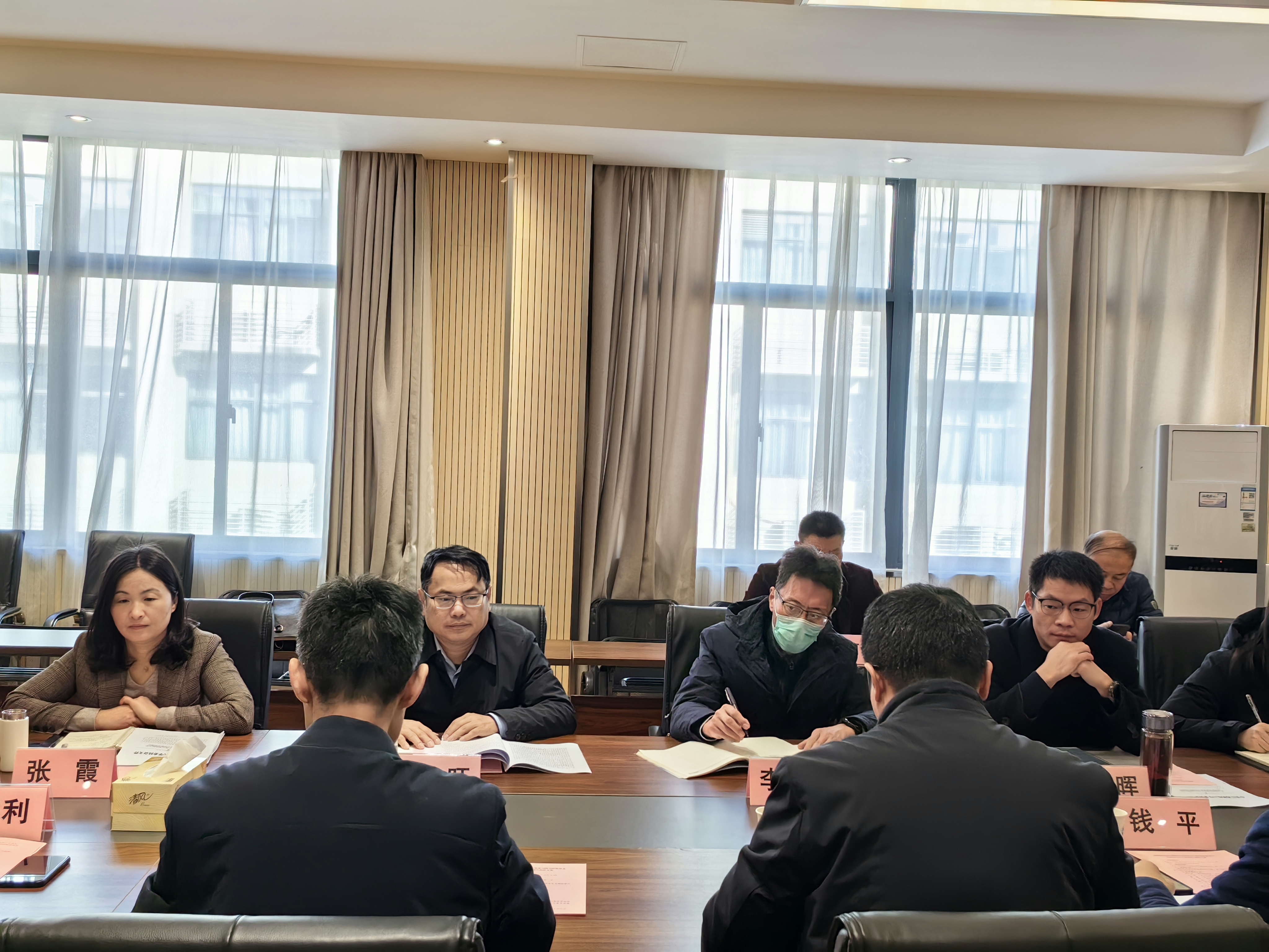 1700880701756969.jpg 中心组2.jpg