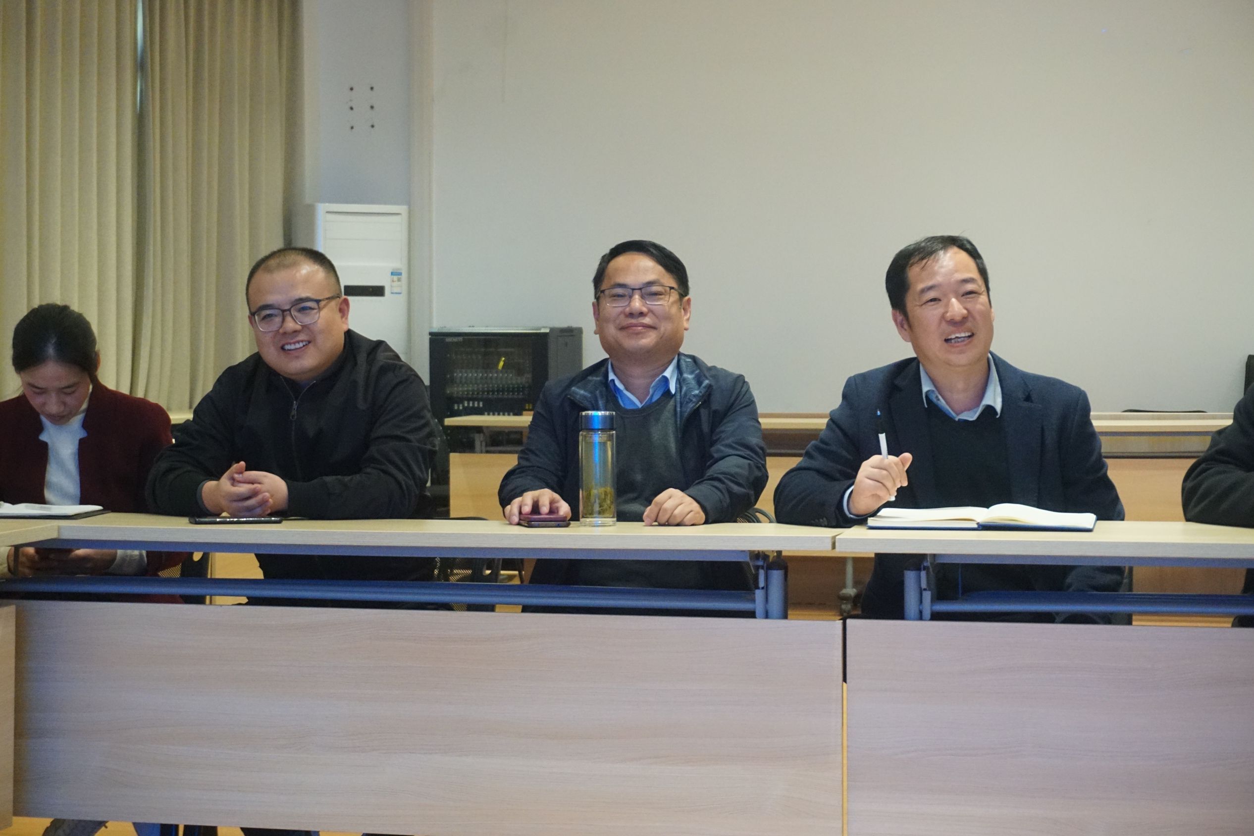 1700553275914235.jpg 2.jpg