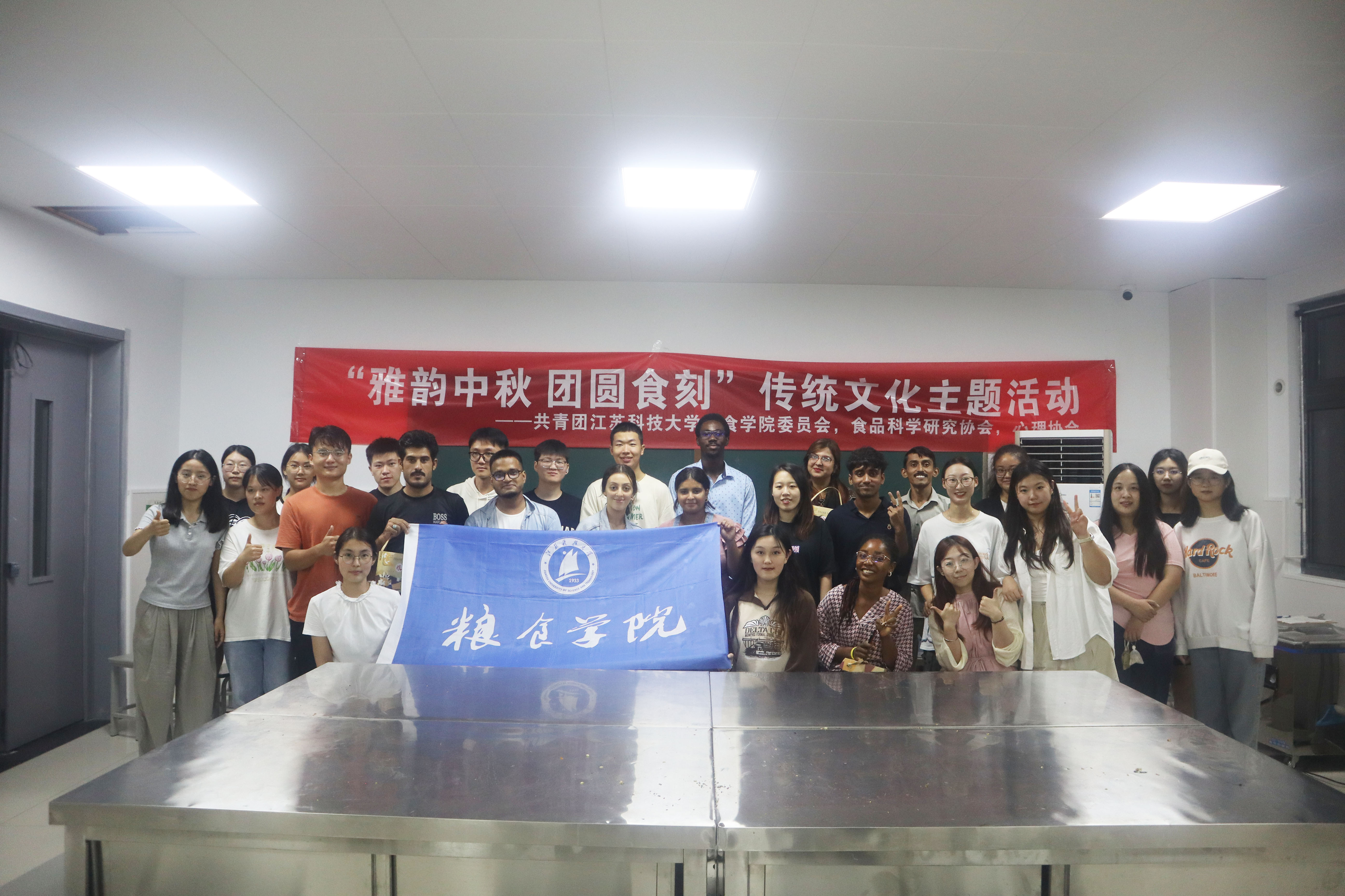 1695902175189085.jpg 去除桌纸.jpg