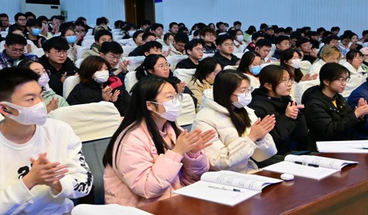 1701435260709675.jpg 84.jpg