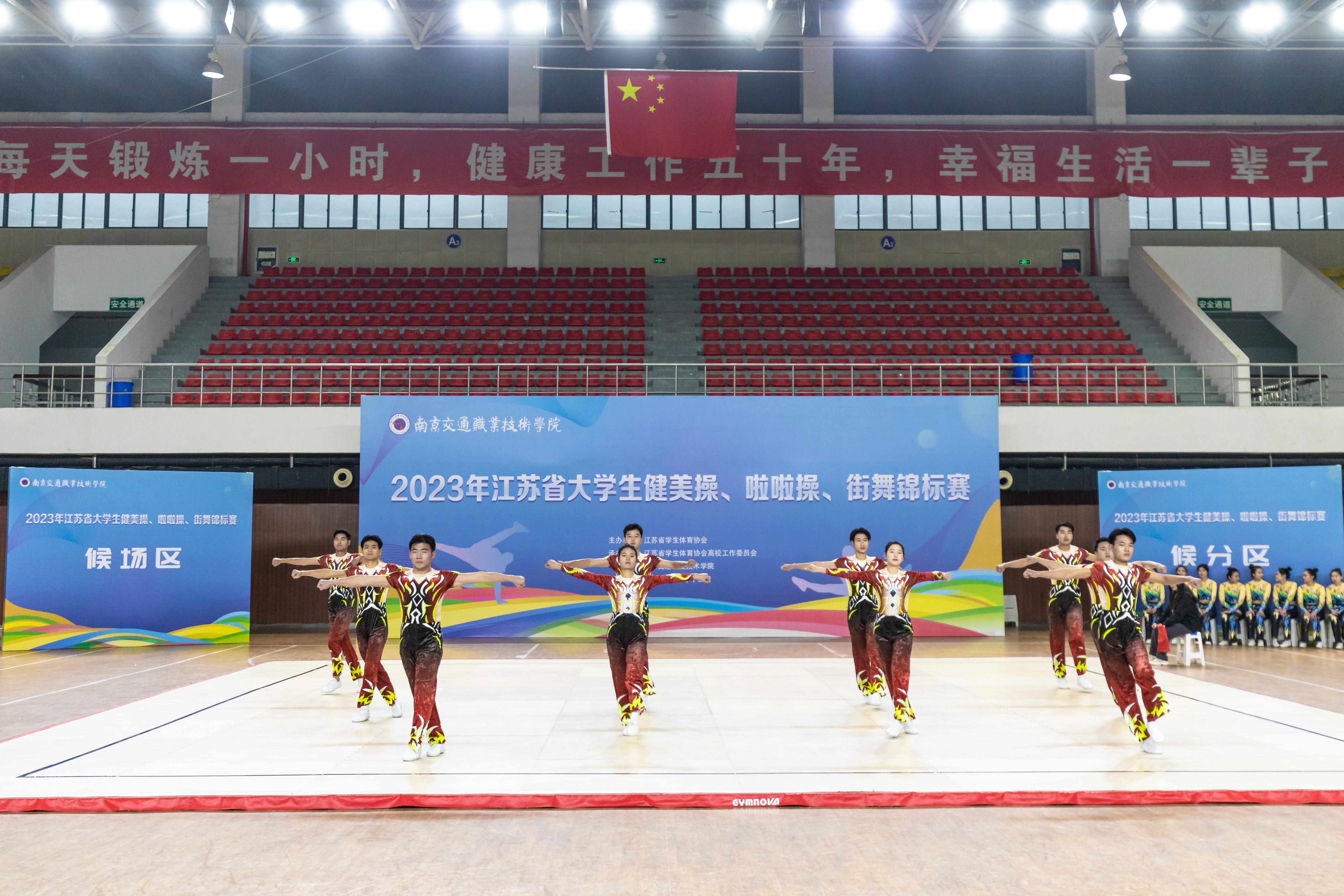 1704246162861525.jpg 5645.jpg