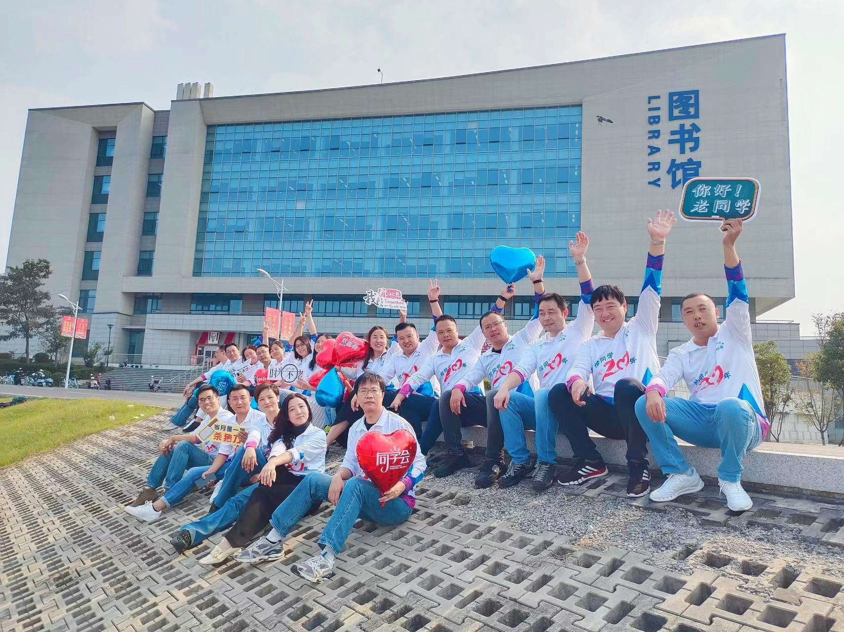 1697533047645819.jpg 5.jpg